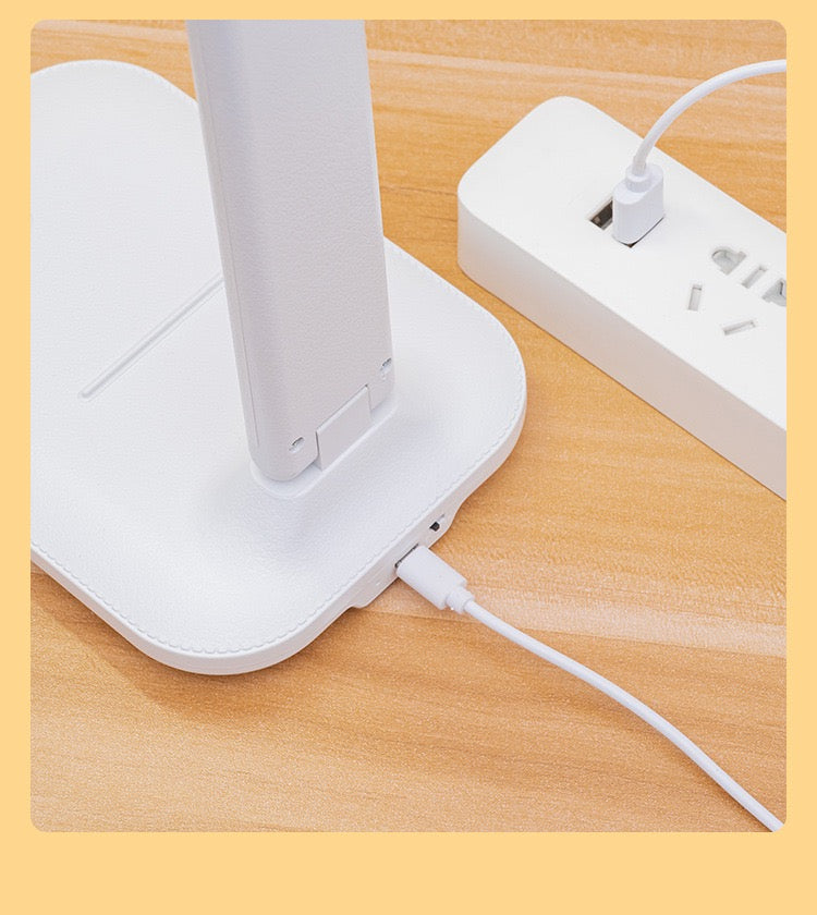 Foldable LED Desk Lamp – Eye Protection, 3 Light Modes & Rechargeable